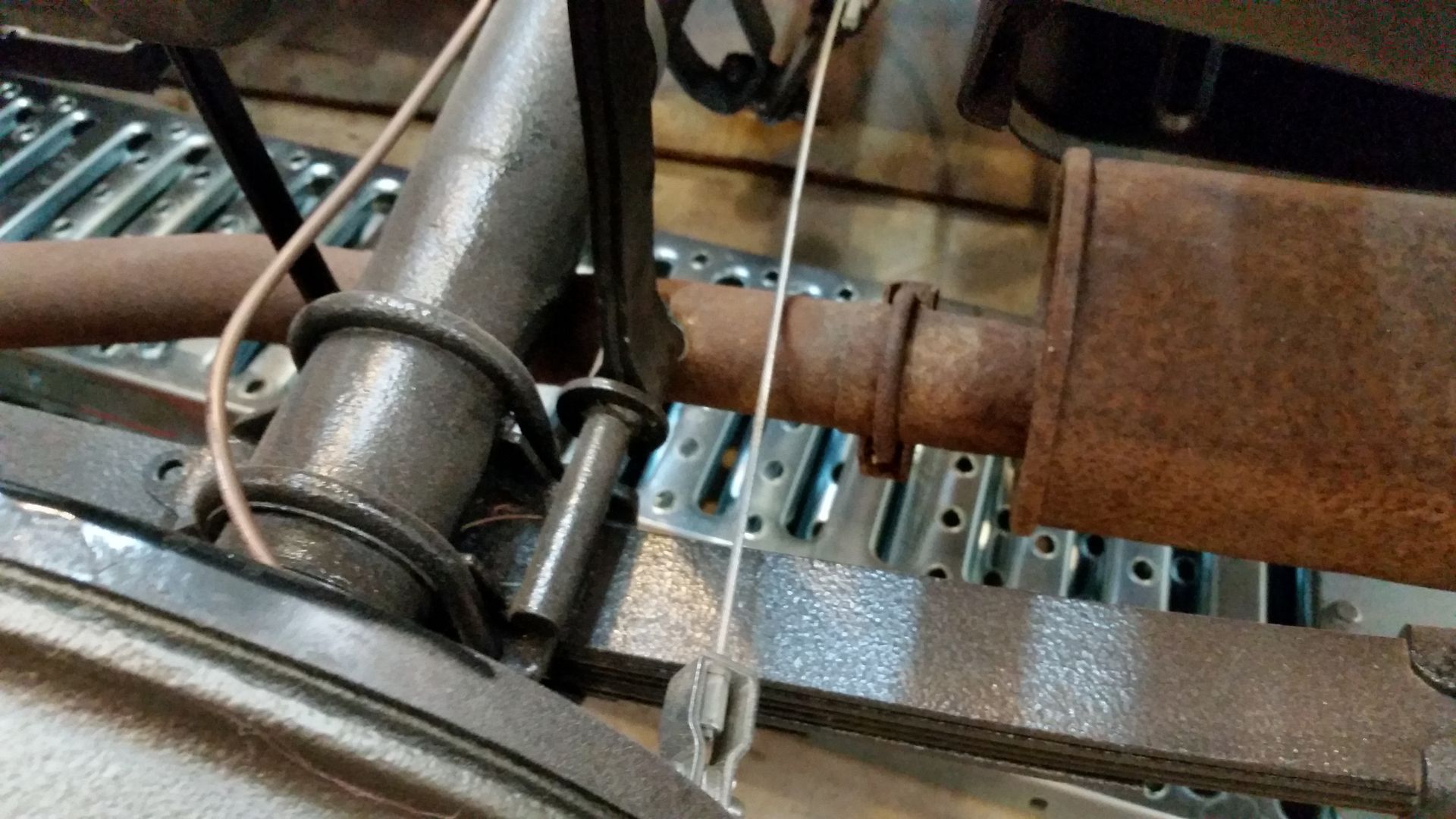 Trivial (i.e. compulsive) question regarding brake line routing over axil. MGA Forum The MG